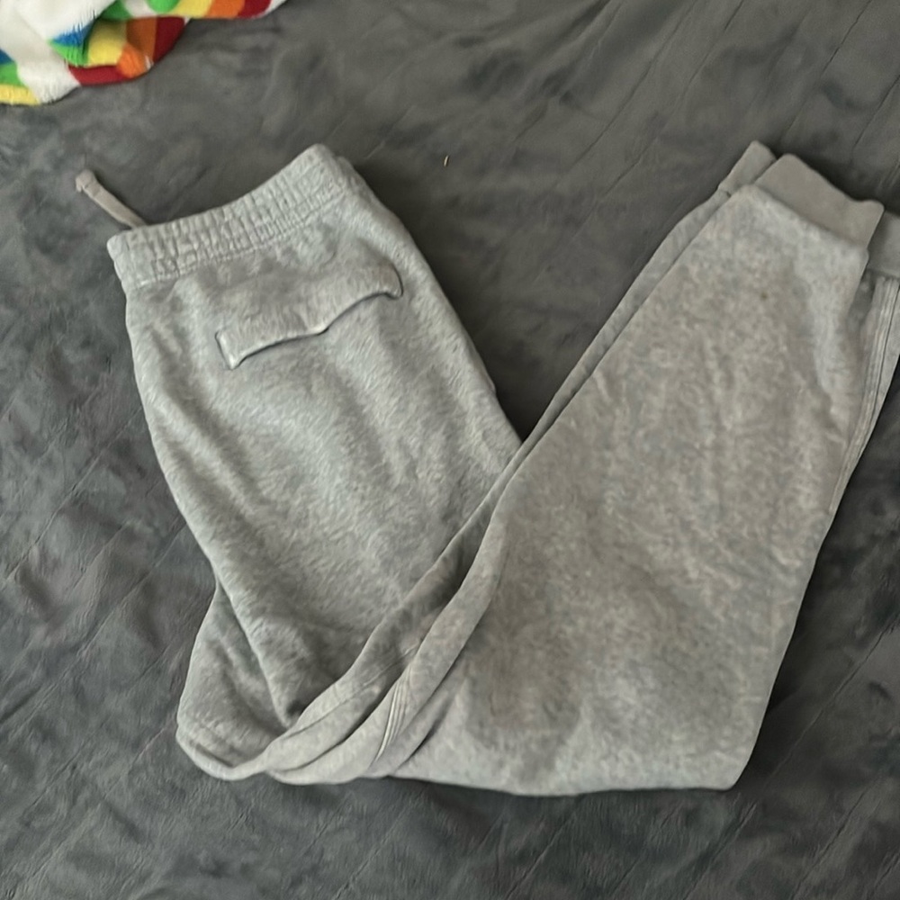 Men’s Gray Nike Sweatpants
